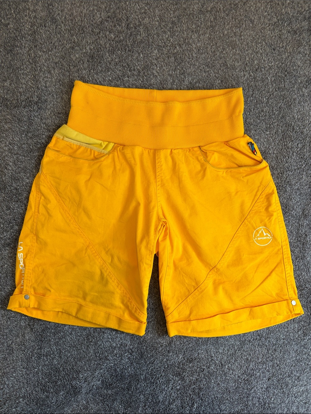 La Sportiva Oliana Climbing Shorts Women's Medium in Papaya